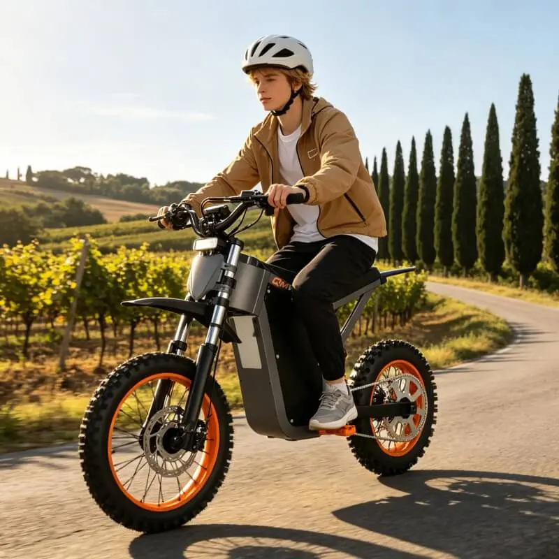 Vlastn&iacute; elektrick&yacute; motocykl postaven&yacute; podle potřeb jezdců a trendů na trhu